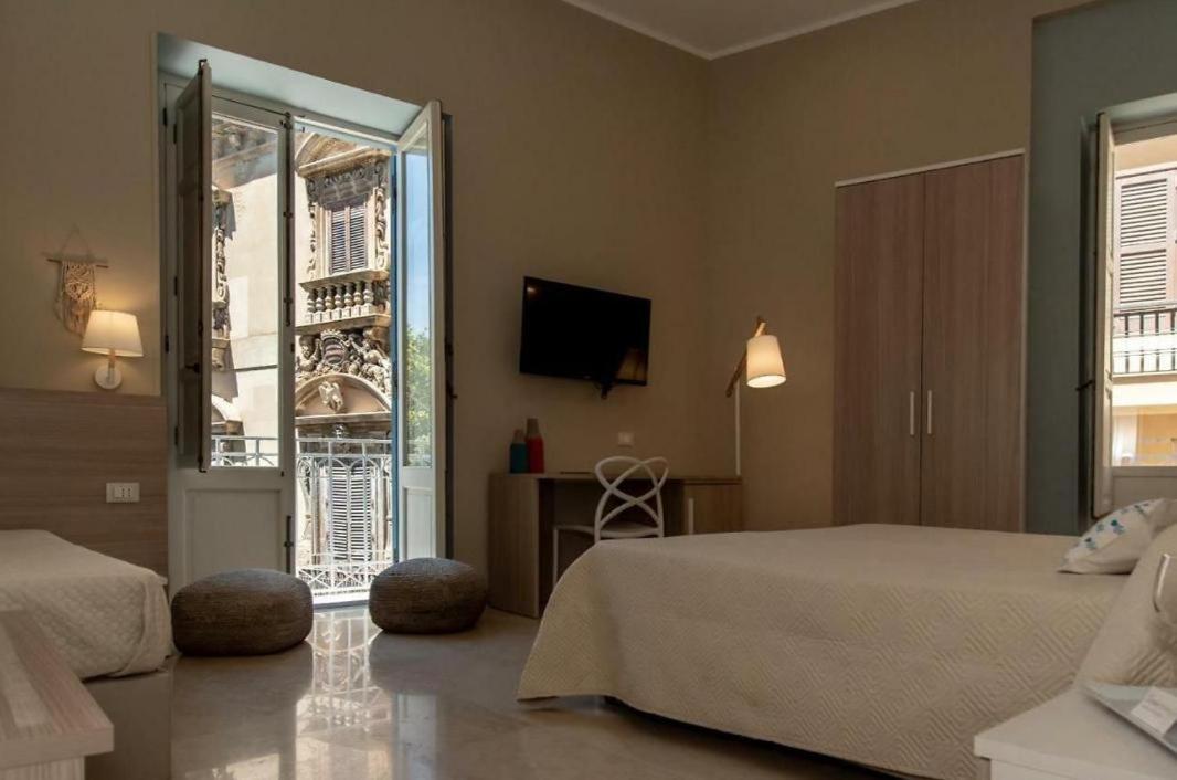 Le Mura - Charme Rooms トラーパニ エクステリア 写真